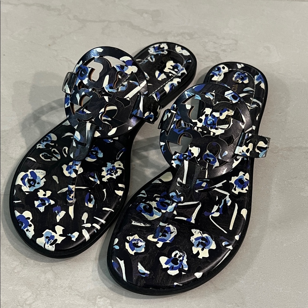 Tory Burch Miller Thong Sandal Size 7